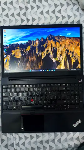 ThinkPad E15 | Core i7-10th Gen | 16GB RAM | Radeon 640 GPU | 760GB Dual Drive (512GB SSD + 250GB HD