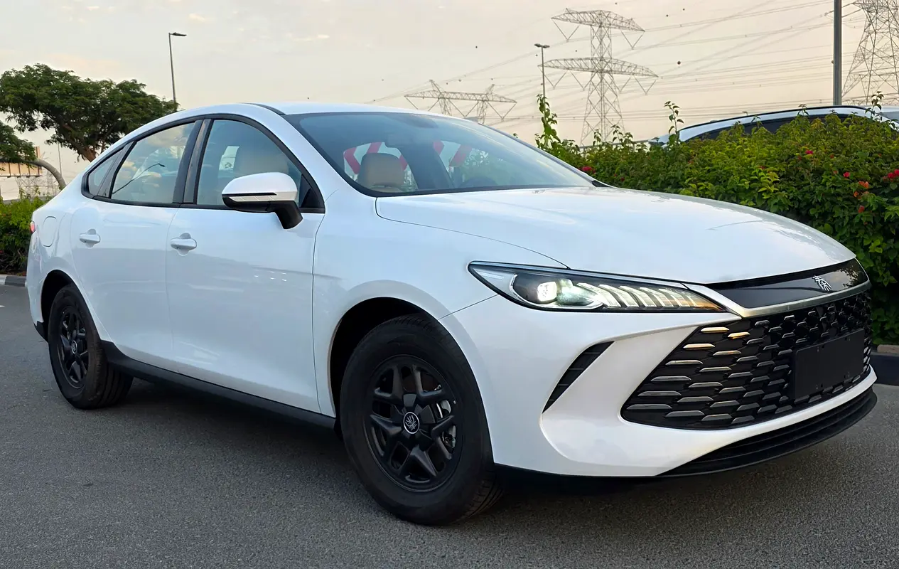 BYD Qin Plus 2025 — photo 1 of 8