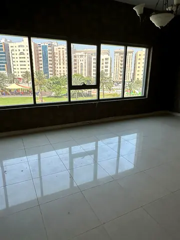 للبيع شقة مميزة في المجاز 3