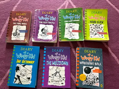 7 Diary of a wimpy kid books