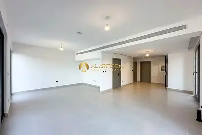 Landscaped | Single row | Fully upgraded Vacant