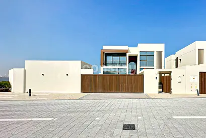 Single Row | Vacant Now | Fully Landscaped