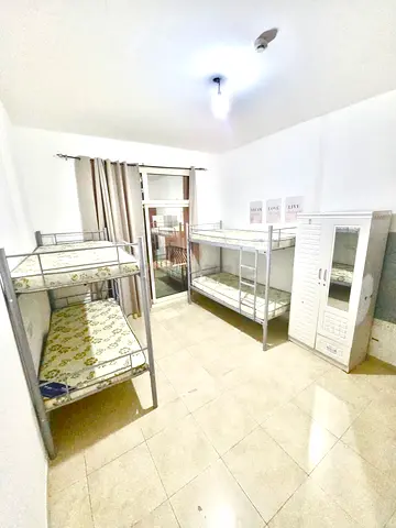 Master room in Al barsha 1