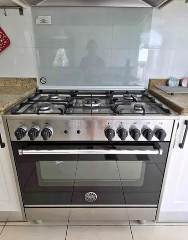Brand Bertazzoni 5 Burner Full Gas Cooker Range Size 90×60 cm