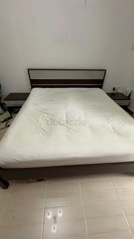 Pan home bedroom set in excellent condition