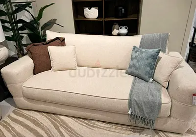 Comfortable and stylish sofa set for sale