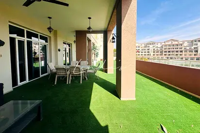 Lake-view I Huge Layout I Upgraded 3BR I Furnished