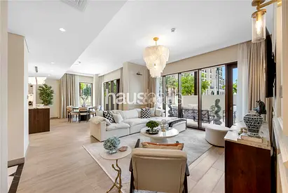 Spacious Unit | Large Terrace | Unique | Upgraded