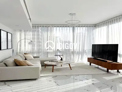 HIGH FLOOR | VACANT | FULLY UPGRADED | Furnished