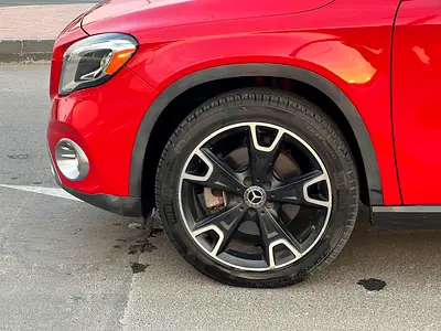 صورة 10 لـ 2018 Mercedes-BENZ GLA