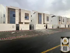 Villa for sale in Al-Haliyo 2, distinctive modern design, two floors with a spacious roof, quiet loc