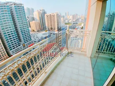 Spacious 3BHK with Big Hall | Maid Room | 4 Washrooms | Prime Located