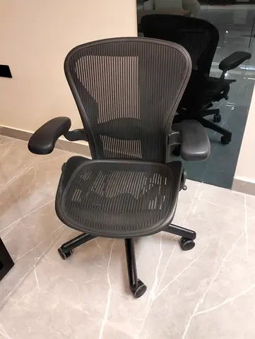 Selling for Herman Miller Areon classic chair size B size and C available