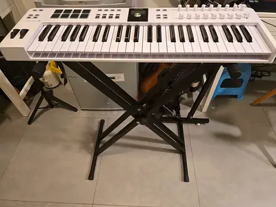 MIDI Arturia KeyLab Essential 49 mk3