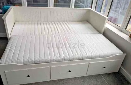 Ikea hamnes day bed with 2 mattress and 3 store Drawer underneath