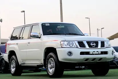 Nissan Patrol Safari - Safari - 2021 -MANUAL GEAR FULL OPTION GCC Specs