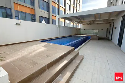 Private Pool | Street View | Large Living Room