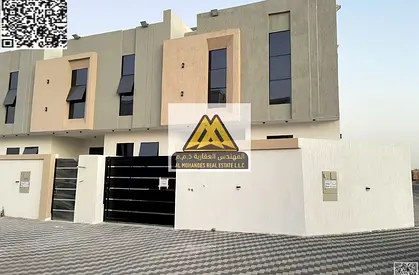 فيلا أول ساكن للإيجار في الحليو 1  4 غرف نوم ماستر  مجلس واسع  صالة معيشة كبيرة  مطبخ رئيسي مودرن  مطبخ تحضيري  غرفة خادمة  روف