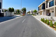 Single Row | Semi Furnished | Near Amenities