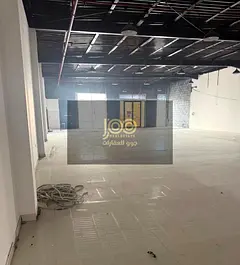 Showroom warehouse with setback suitable for various electrical operations. 40