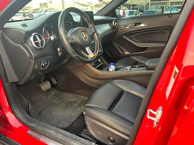 صورة 15 لـ 2018 Mercedes-BENZ GLA