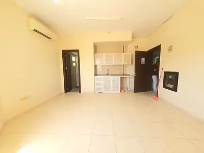 LAVISH BIG SIZE STUDIO ON ROAD BUILDING IN MUWAILEH
