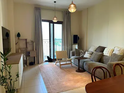 FULLY FURNISHED | BRAND NEW | READY TO MOVE IN
