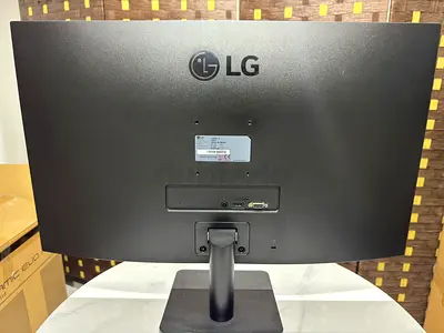 LG 27” IPS Full HD Monitor – FreeSync