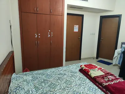 Bachelor Executive Room for Rent in Karama in Apollo Clinic building