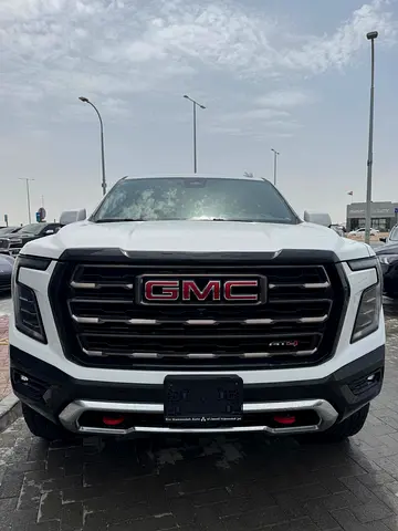 2025 GMC Yukon AT4 - GCC Specs - Brand New!