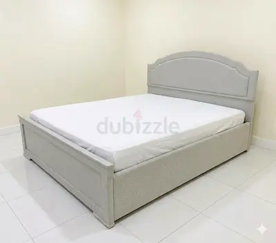 King size bed