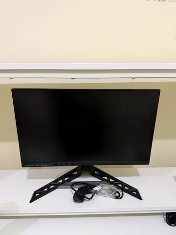 Lenovo monitor almost new