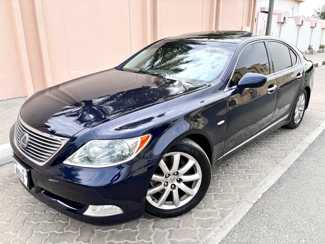 Lexus LS-Series 2007 — photo 1 of 15