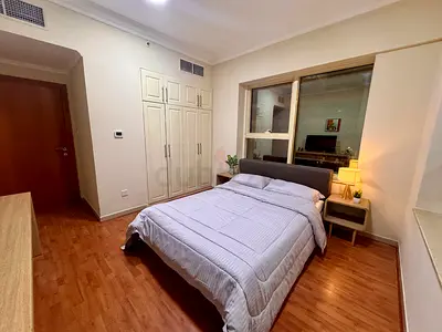 NO COMMISSION - SPACIOUS PRIVATE ROOM FOR MONTHLY RENT NEAR DMCC METRO STATION