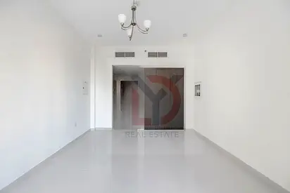 Studio | Spacious in the Area