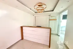 Vacant | Fitted| Prime Location