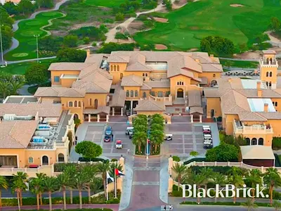 Elegant Golfside Living and Luxury Home