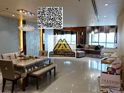 شقة فاخرة للإيجار السنوي في أبراج الكورنيش بعجمان، بمساحة ضخمة 3400 قدم مربع وإطلالة بحرية كاملة، مع فرش أوروبي فاخر وتصميم راقي يوفر تجربة سكن استثنا