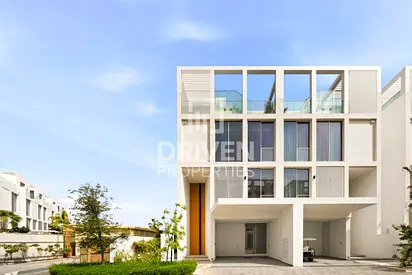 Exclusive Villa | Rooftop Pool | Corner Unit