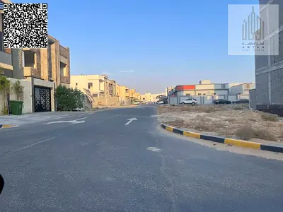 للبيع ارض زاويه الحليو سنتر 1 فريبه جدا من الشارع الرئيسي جاهزة للبناء مباشرة بسعر مميز   تصريح سكني استثماري فيلل في امارة عجمان منطقة الحليو2 مخطط ا
