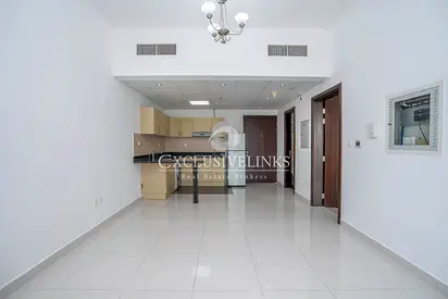 Canal View 1BR | Furnished | Vacant