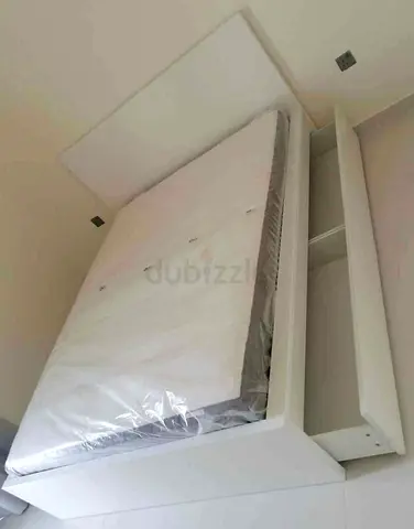 IKEA malam double‑size bed (140 × 200 cm) with 2 storage drawers underneath and an IKEA mattress ✨