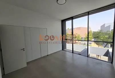 | Direct Access to Dubai | Private Garden