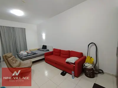 استوديو مفروش | برج سكاي جيت | شرفة وإطلالات على المدينة