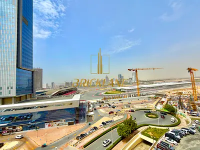 مكتب مجهز | منزل ديترويت | عرض المجتمع