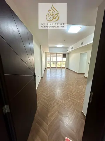 للإيجارالسنوي المويهات 3 قريب من المستشفى السعودي الألماني و أكاديمية  بناية عائلات جديدة  أول ساكن شقة غرفتين وصالة مع بلكونة تكييف مركزي 3 حمام ماس