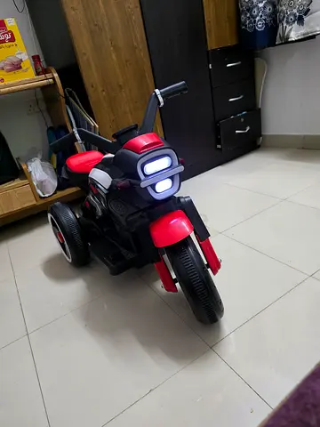 Kids Battery-Powered Ride-On Motorcycle - Red/Black, Good Condition
