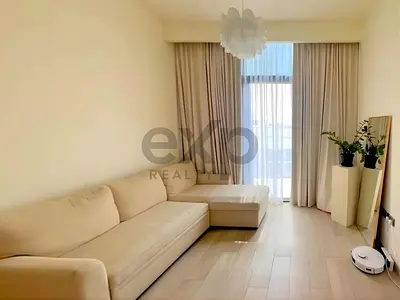 Studio | Stunning Cozy Unit | Vacant