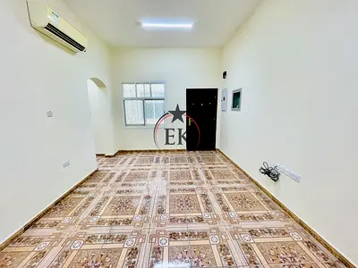 Spacious 2 Bedrooms First Floor Balcony