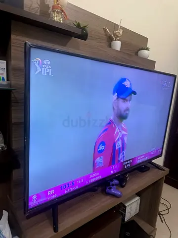 Hiesense 55 LED TV in Excellent Working Condition - Mounted with Stand